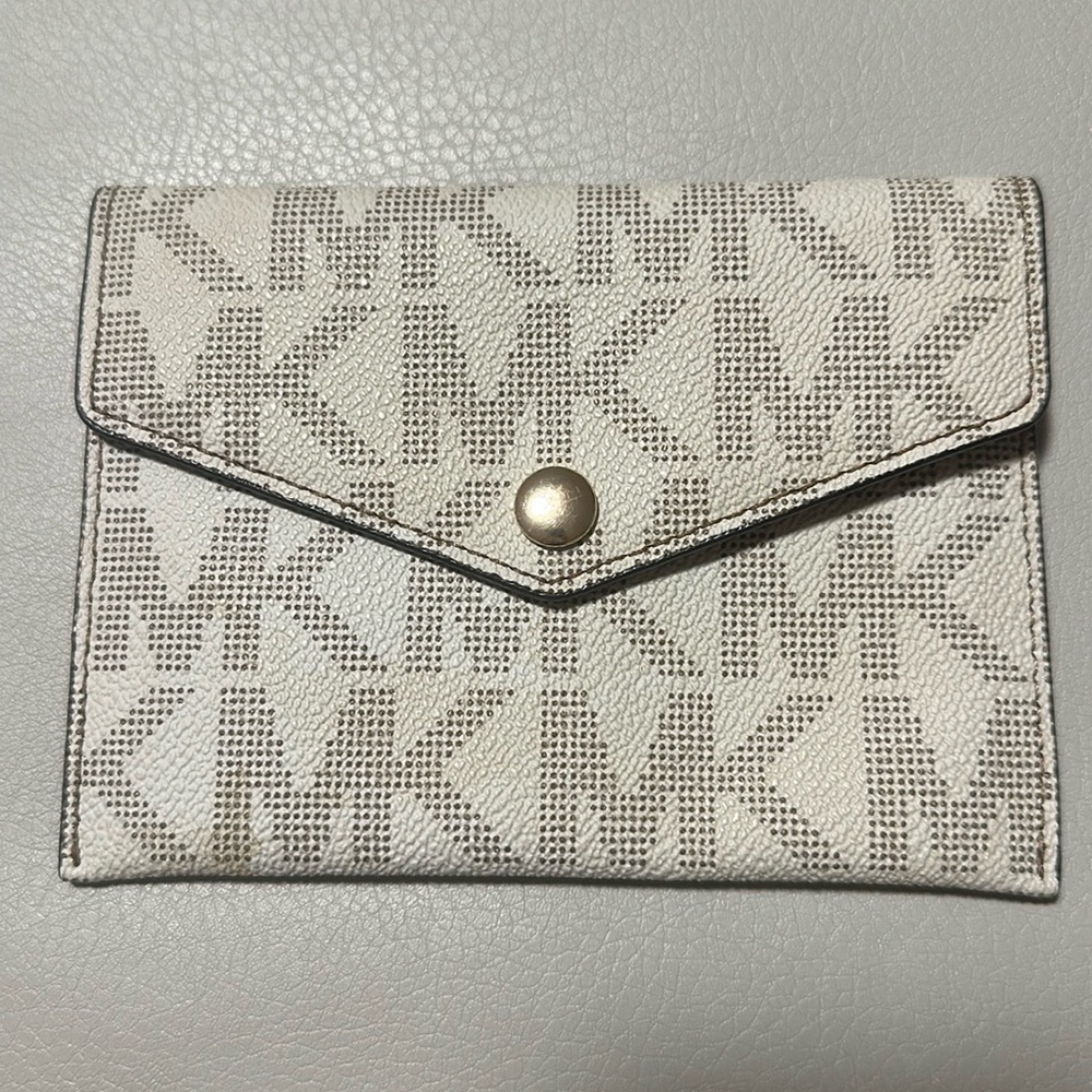 Michael Kors wallet